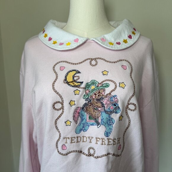 Teddy Fresh Embroidered Baby Pink Western Collared Crew Neck Sweatshirt - Picture 4 of 13